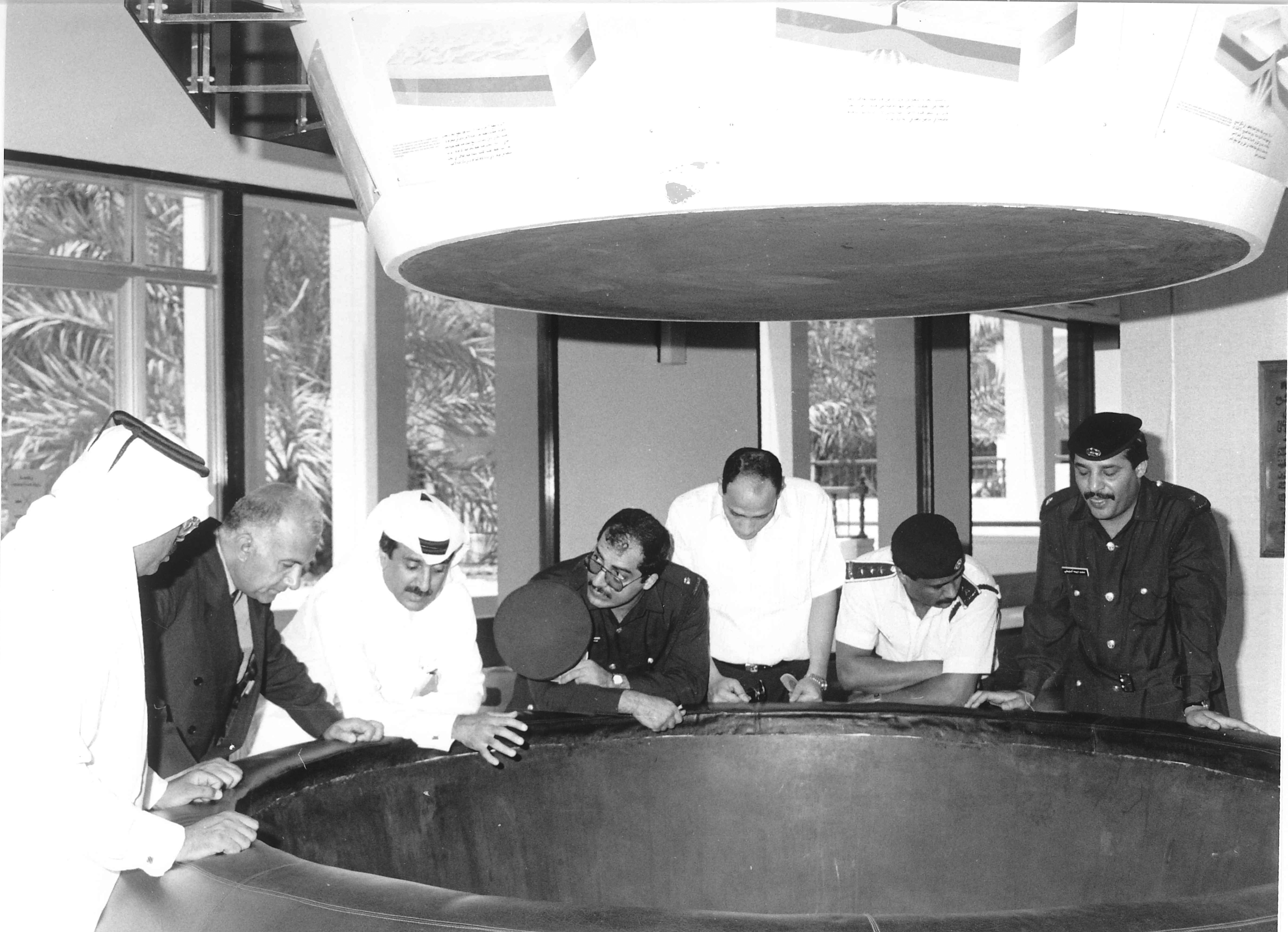 رئيس المخابرات المصرية في زيارة متحف قطر الوطني