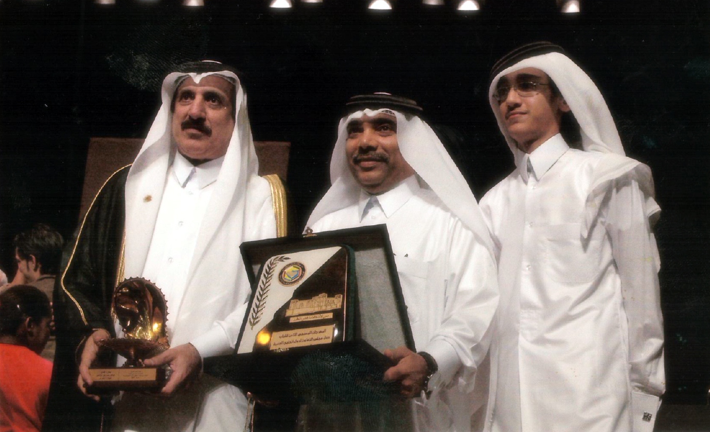 بحث إنشاء مقر مؤقت للمسرح الشبابي