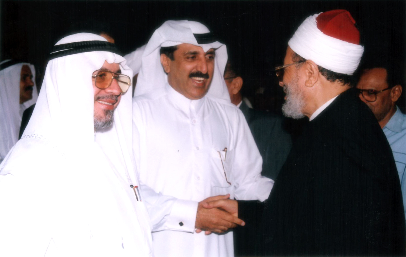 إقبال جماهيري كبير علي مسرحية الأعظم لنادي شباب الدوحة